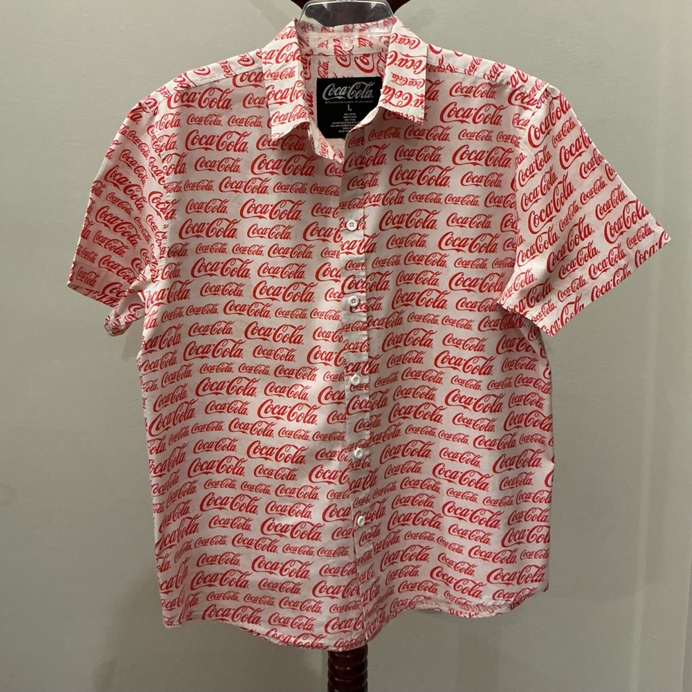 Coca Cola Red and White Men's Shirt Size Large